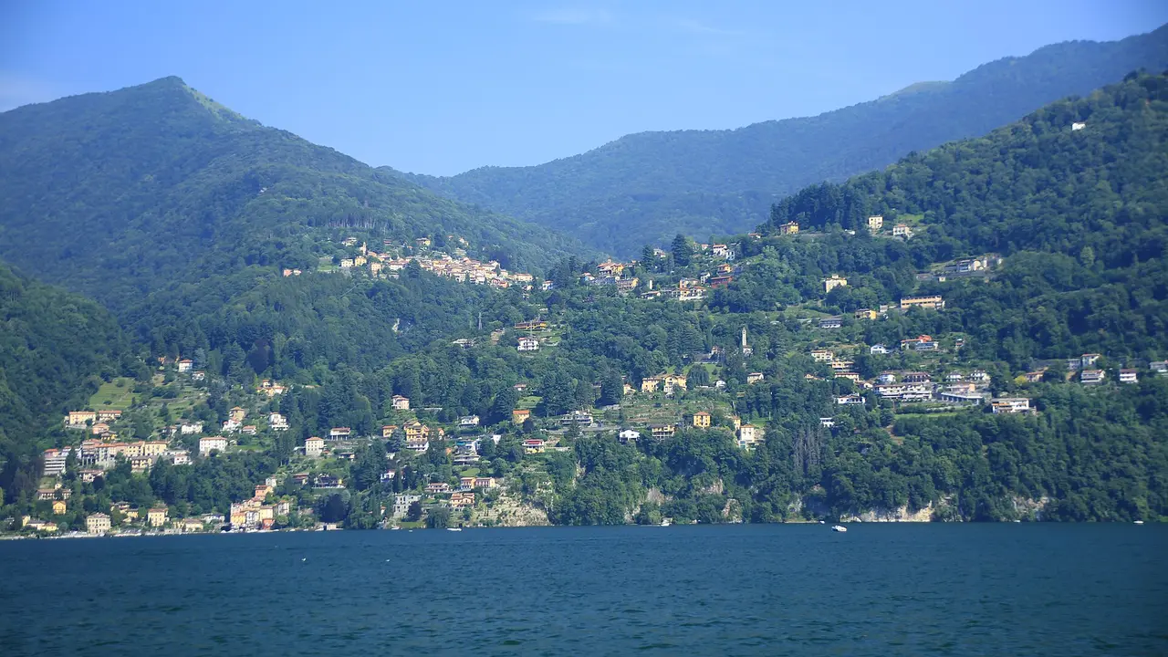Faggeto Lario, Lago di Como