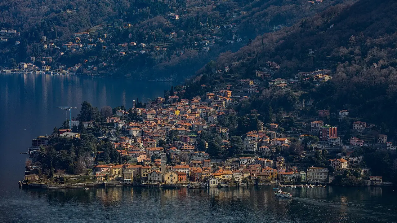Torno, Comer See